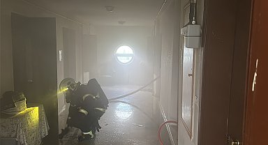 Asansör dairesinde çıkan yangın söndürüldü