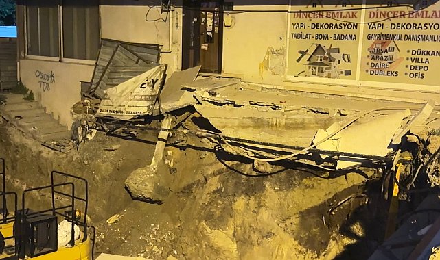 Avcılar'da merdiveni çöken ve kolonlarından sesler gelen 5 katlı bina tahliye edildi