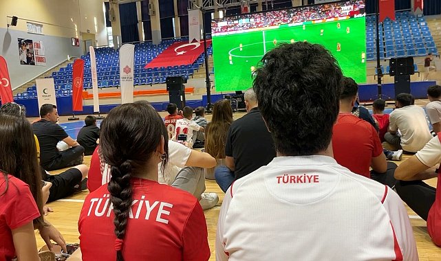 Aydın'da milli maç heyecanı yaşandı