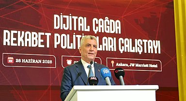 Bakan Bolat: Türkiye'de yapay zeka pazarının 1,3 milyar dolara ulaşması bekleniyor