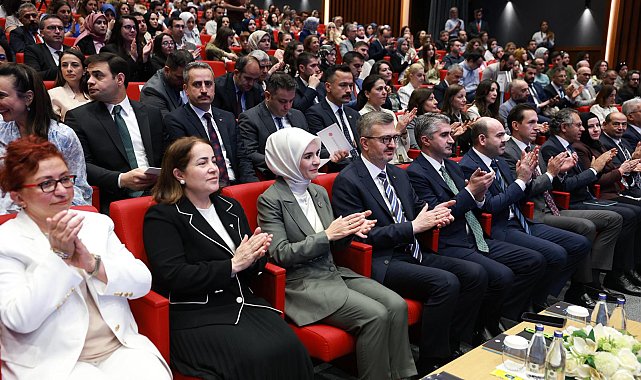 Bakan Göktaş: Aile değerlerini reyting malzemesine dönüştürenlerle mücadelemiz sürecek