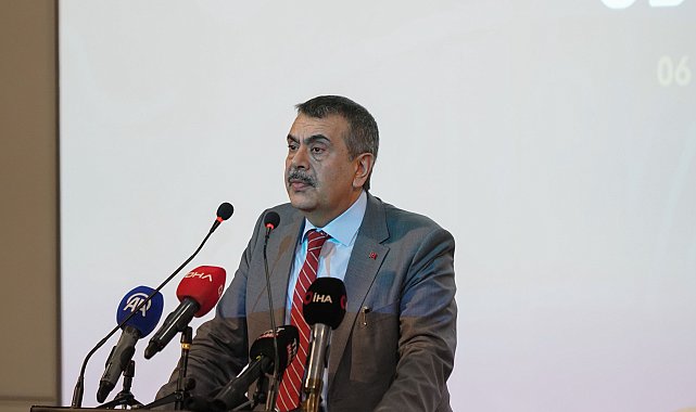 Bakan Tekin: Bilgiyi beceriye dönüştürecek paradigmayı inşa etmek gerekiyor