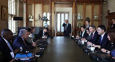 Bakanlar Kurum ve Bayraktar, Londra'da BM Genel Sekreteri Guterres ile görüştü