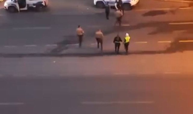 Başakşehir'de iş yerine silahlı saldırı düzenleyen şüpheliler suçüstü yakalandı