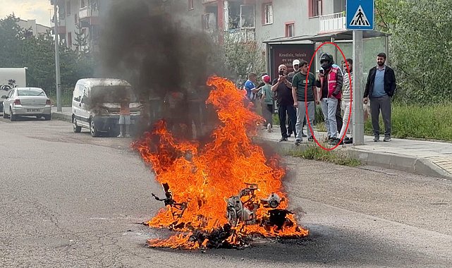 Bir gün önce tamirden aldığı motosikleti sipariş götürürken alev alıp küle döndü