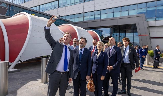 Birleşik Krallık Ticaret Bakanı Bryant'tan THY'ye ziyaret