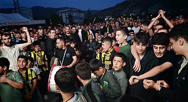 Bitlis Spor, 3'üncü Lig'e yükseldi, taraftarlar sokağa döküldü