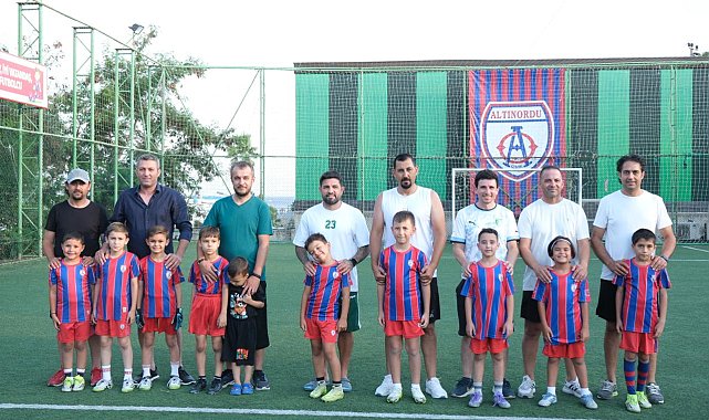 Bodrum'da babalar sahaya çıktı