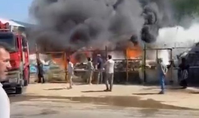 Bursa'da hurda firmasının deposunda yangın