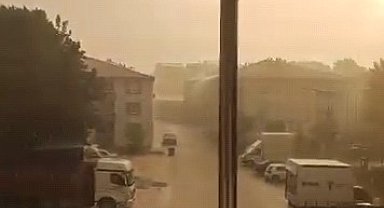 Bursa'da sağanak ve dolu yağışı etkili oldu