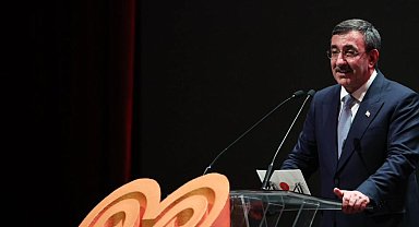 Cevdet Yılmaz: Hem güçlü, hem haklı olmak zorundayız