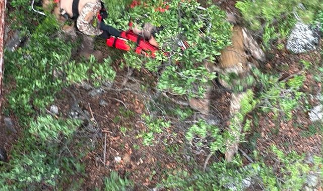 Çorum'da dağ yürüyüşü sırasında kaybolan kişi, helikopterle kurtarıldı