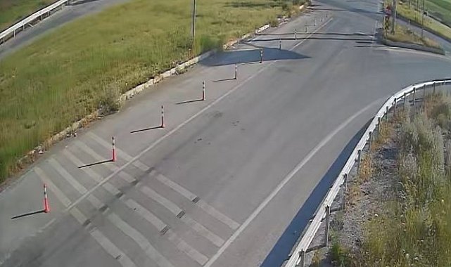 Çorum'da TIR ile otomobil çarpıştı: 4 yaralı