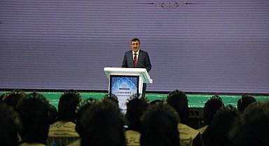 Cumhurbaşkanı Yardımcısı Yılmaz: Hafızlık, ilim yolculuğunun en sağlam başlangıçlarından biridir