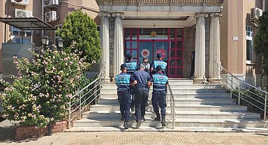 Didim'de 16 kaçak göçmen ve 2 organizatör şüphelisi yakalandı