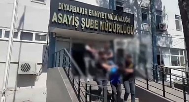 Diyarbakır'da banka şubesine silahla saldıran 2 şüpheli tutuklandı