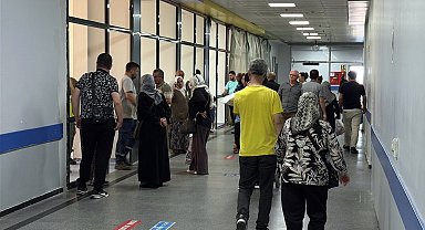 Düğünde ikram edilen tavuklu pilavdan zehirlenen 25 kişi hastaneye kaldırıldı