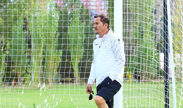 Ergün Penbe, Uşakspor'da kalıyor