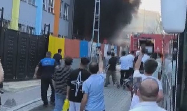 Esenyurt'ta okulda yangın -2 Fotoğraf eklendi