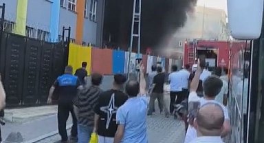Esenyurt'ta okulda yangın -2 Fotoğraf eklendi