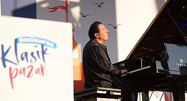 Fazıl Say, 'Klasik Pazar' konserleri kapsamında Üsküdar'da sahne aldı