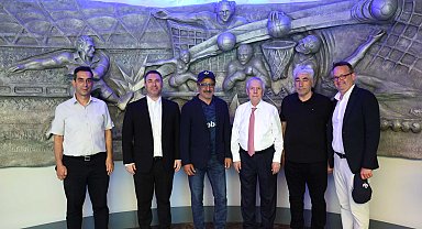 Fenerbahçe Başkanı Aziz Yıldırım, Chobani Kurucusu ve CEO'su Hamdi Ulukaya'yı ağırladı