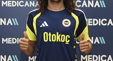 Fenerbahçe'de sağlık kontrolleri sürüyor