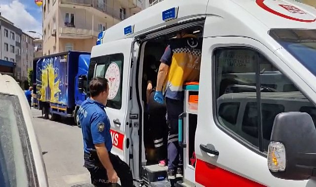 Güngören'de kentsel dönüşümdeki binanın doğalgaz borularının kesimi sırasında patlama: 3 yaralı