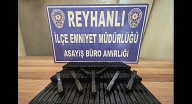 Hatay'da 80 adet tabanca namlusu ve sürgüsü ele geçirildi