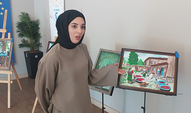 İşitme engelli Emine'den 44 eserlik resim sergisi