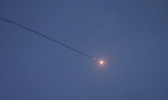 İsrail, İran'a saldırılarında petrokimya tesisini vurdu