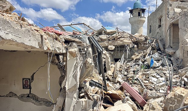 İsrail'in Lübnan'a düzenlediği saldırılarda can kaybı 3 bin 826'ya yükseldi