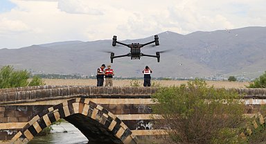 Jandarma, inci kefali nöbetinde; dron destekli botlarla 724 denetim
