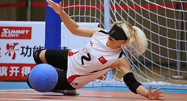 Kadın Goalball Milli Takımı yarı finale çıkınca gözyaşı döktüler