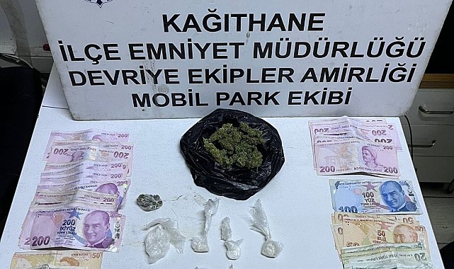 Kağıthane'de uyuşturucu operasyonunda dayı ve abi şüpheliyi kaçırmaya çalıştı; sokak karıştı