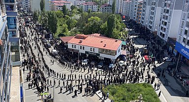 Kars'ta matem yürüyüşü