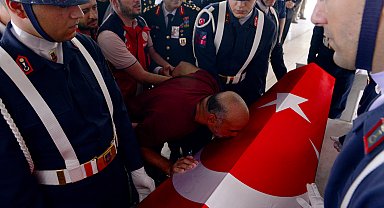 Kazada şehit olan uzman çavuş, son yolculuğuna uğurlandı