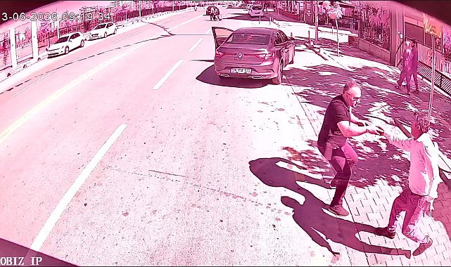 Kimliğini otobüste kaybeden LGS öğrencisine şoförden destek; o anlar kamerada
