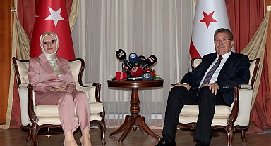 KKTC Başbakanı Üstel, Aile ve Sosyal Hizmetler Bakanı Göktaş'ı kabul etti