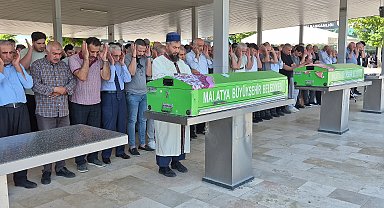 Malatya'da öldürülen anne-kız toprağa verildi