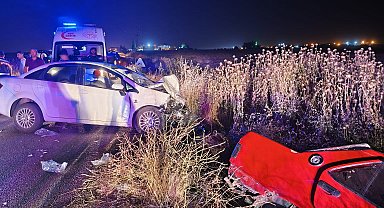 Mardin'de otomobiller çarpıştı: 1 ölü, 4 yaralı