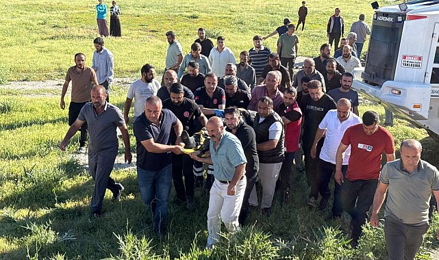 Minibüs ile kamyon çarpıştı: 2 ölü, 3 yaralı