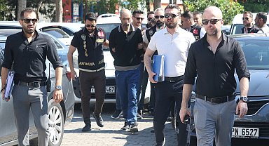 Öldürüldüğü 12 yıl sonra ortaya çıktı; 5 şüpheli adliyede