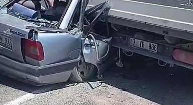 Otomobilin kamyonete çarptığı kazada yaralanan 6 yaşındaki Eyüp kurtarılamadı