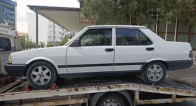 Otomobille önünü kestiği aracın sürücüsüne balta teşhir etti, 420 bin lira ceza aldı