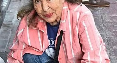 Oyuncu Emel Yıldız hayatını kaybetti