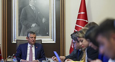 Özgür Özel: İkinci bir parti hazır etmek lazım olabilir
