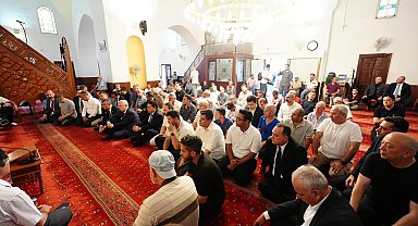 Özgür Özel ve Mansur Yavaş, Ferdi Zeyrek için okutulan Mevlid-i Şerife katıldı