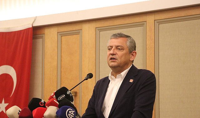 Özgür Özel: Ya bu oyunu bozacağız ya yeni bir yol açacağız