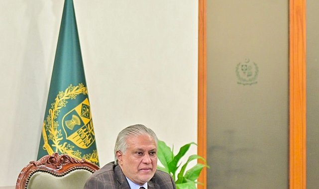 Pakistan Dışişleri Bakanı Dar, Mısırlı mevkidaşı Abdulati ile telefonda görüştü